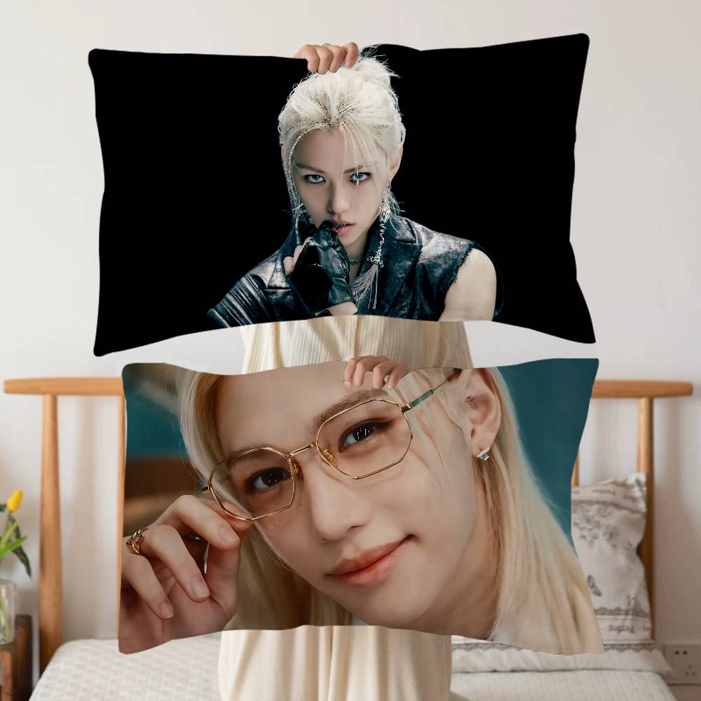Home Textiles Premium - F-FelixS singer.png Handuk Bantal Pria Dewasa