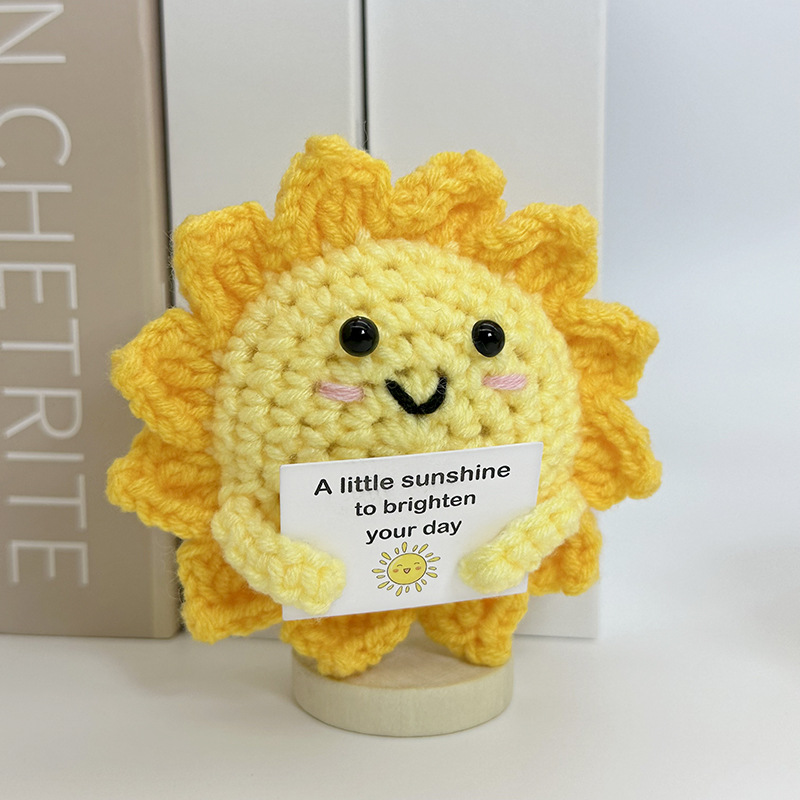 Home Textiles Today - Ornamen Desktop Boneka Sinar Matahari Rajutan