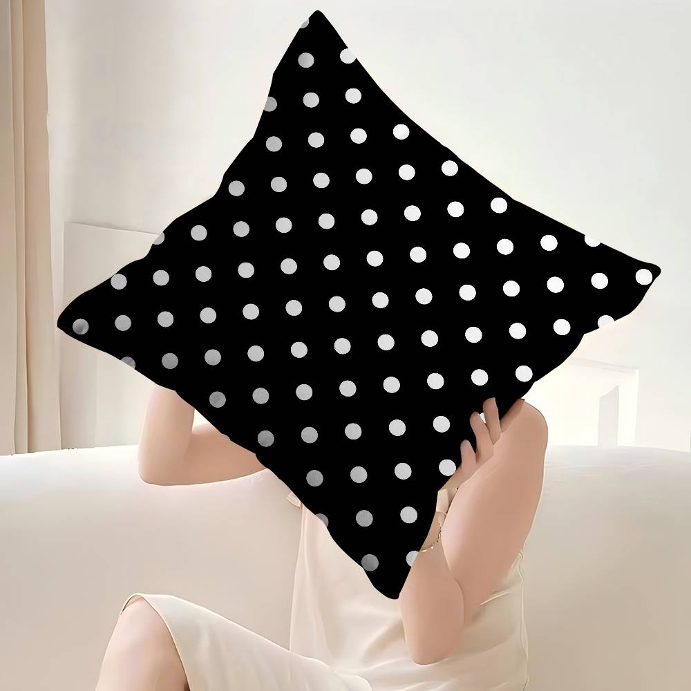 Sarung Bantal Pola Polka Dot M - Home Textiles And Furnishing ulasan dan harga